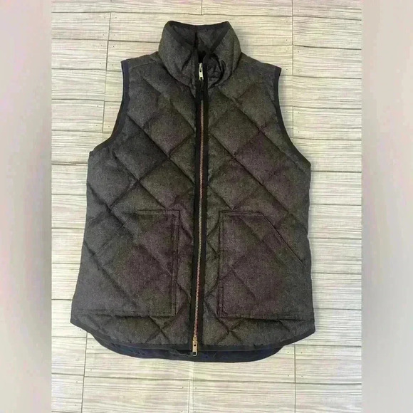 J. Crew Down Filled Puffer Vest - Picture 1 of 6